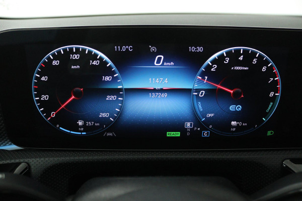 Mercedes-Benz A-Klasse 250 e Business Solution Luxury Limited (PANORAMADAK, SFEERVERLICHTING, CAMERA, ELEKT. STOELEN, 1e EIGENAAR)