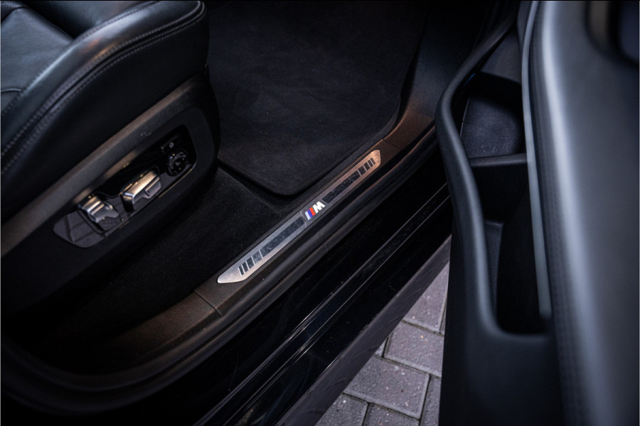 BMW X5 xDrive45e High Executive - M Sport | Panorama | Kuipstoelen | Stoelkoeling | Elek. Trekhaak | 360 Camera