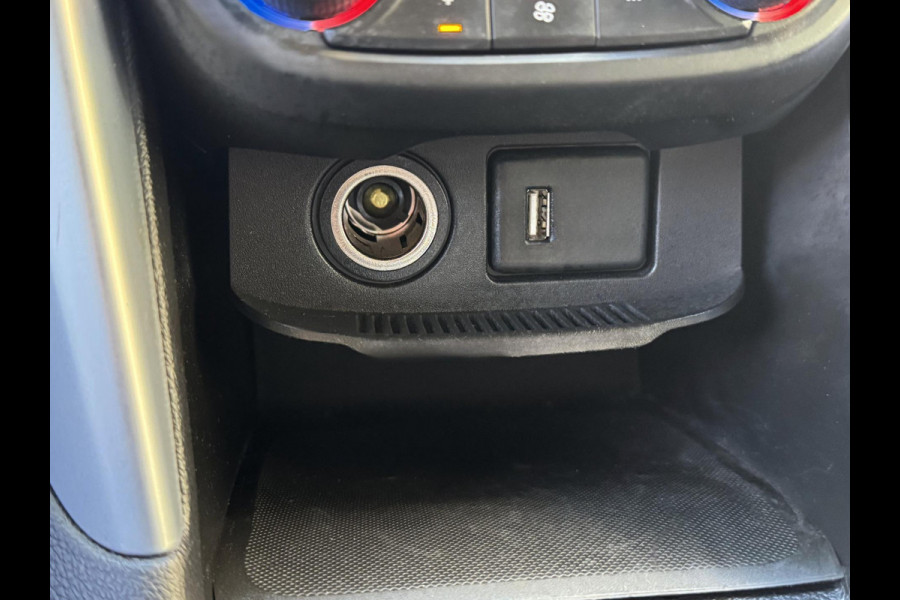 Opel Zafira 1.6 Turbo 120 Jahre Edition 7persoons I Navigatie I Airco I PDC I Achteruitrij camera I LED I Trekhaak I Dealer onderh