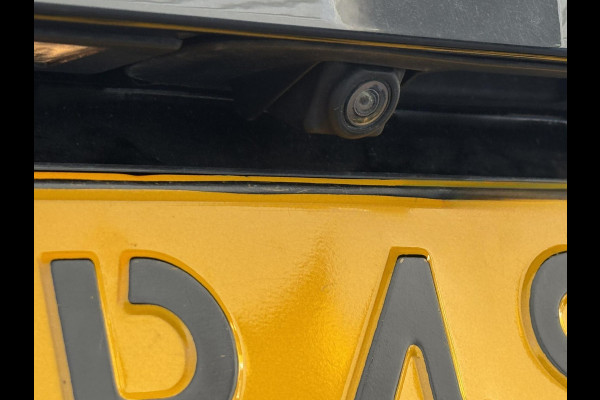 Opel Zafira 1.6 Turbo 120 Jahre Edition 7persoons I Navigatie I Airco I PDC I Achteruitrij camera I LED I Trekhaak I Dealer onderh