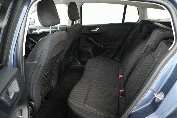 Ford FOCUS Wagon 1.0 EcoBoost Titanium Business (NAVIGATIE, STUUR-/STOELVERWARMING, 1e EIGENAAR, GOED ONDERHOUDEN)