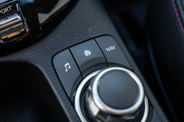 Mazda CX-3 2.0 SkyActiv-G 120 GT-M Leer stoelverwarming Navi automaat