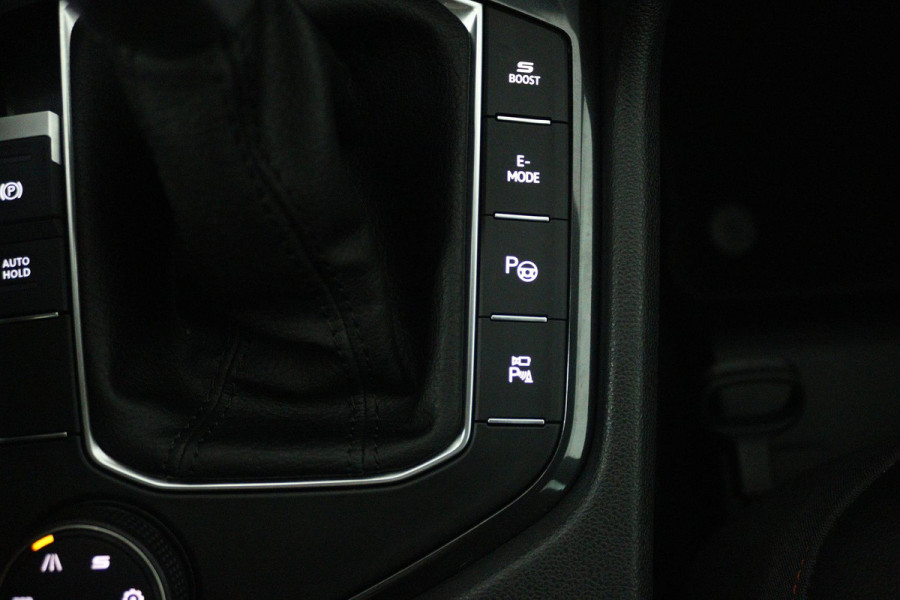 Seat Tarraco 1.4 TSI e-Hybrid PHEV FR Business (PANORAMADAK, CAMERA, STUURVERWARMING, DEALER ONDERHOUDEN, CARPLAY)