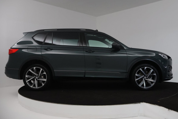 Seat Tarraco 1.4 TSI e-Hybrid PHEV FR Business (PANORAMADAK, CAMERA, STUURVERWARMING, DEALER ONDERHOUDEN, CARPLAY)