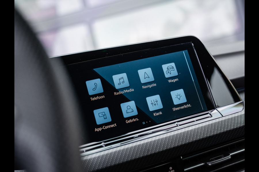 Volkswagen Golf 1.5 eTSI R-Line Business