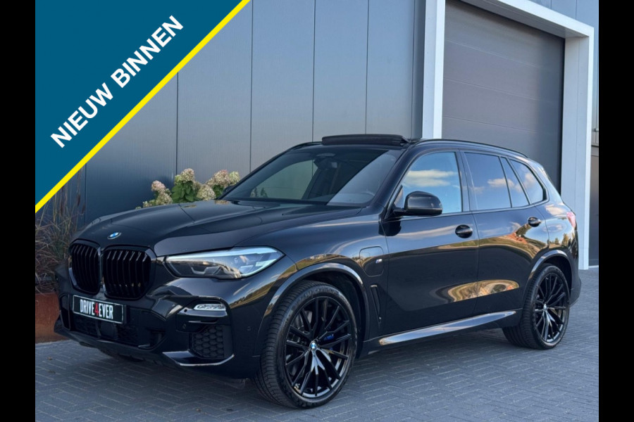 BMW X5 xDrive45e M PACK 395pk PANO ECC CAMERA LEDER SPORTVELGEN