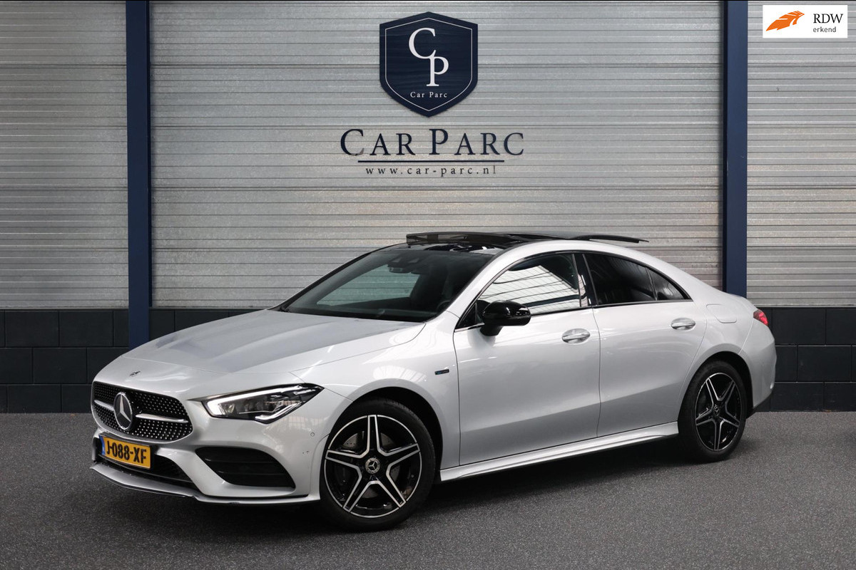 Mercedes-Benz CLA-Klasse 250 e AMG LED/SFEER/PANO/HALF LEER+ALCANTARA+S.VERWARMING+MEMORY/LMV/CAM/LINE/ACC/ECC/12 MDN GARANTIE!