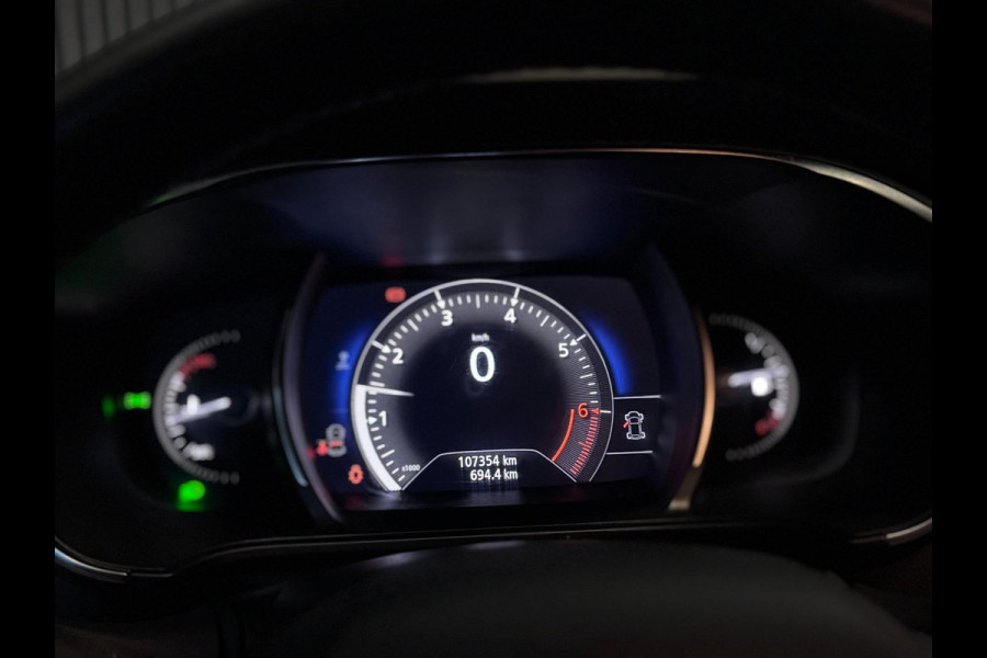 Renault Mégane Estate 1.3 TCe Limited | CAMERA | STOELVERW.