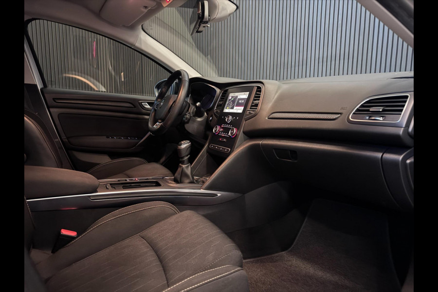 Renault Mégane Estate 1.3 TCe Limited | CAMERA | STOELVERW.