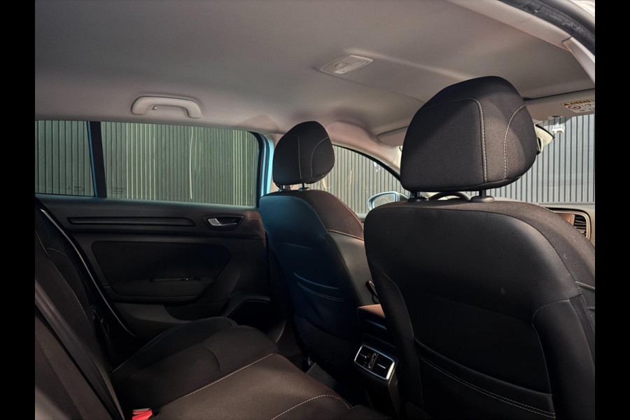 Renault Mégane Estate 1.3 TCe Limited | CAMERA | STOELVERW.