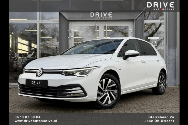 Volkswagen Golf 1.4 eHybrid Style |SOH97%|Carplay|ACC|ErgoActive|Allseason