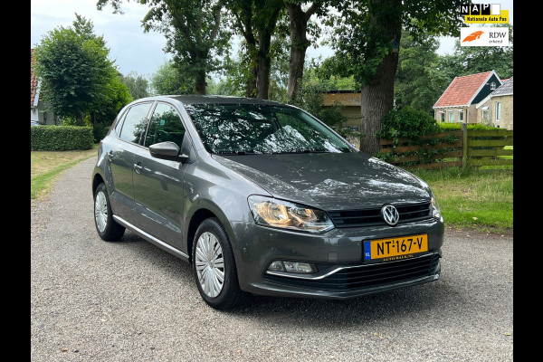 Volkswagen Polo 1.4 TDI Comfortline| Cruise + Clima + Navi