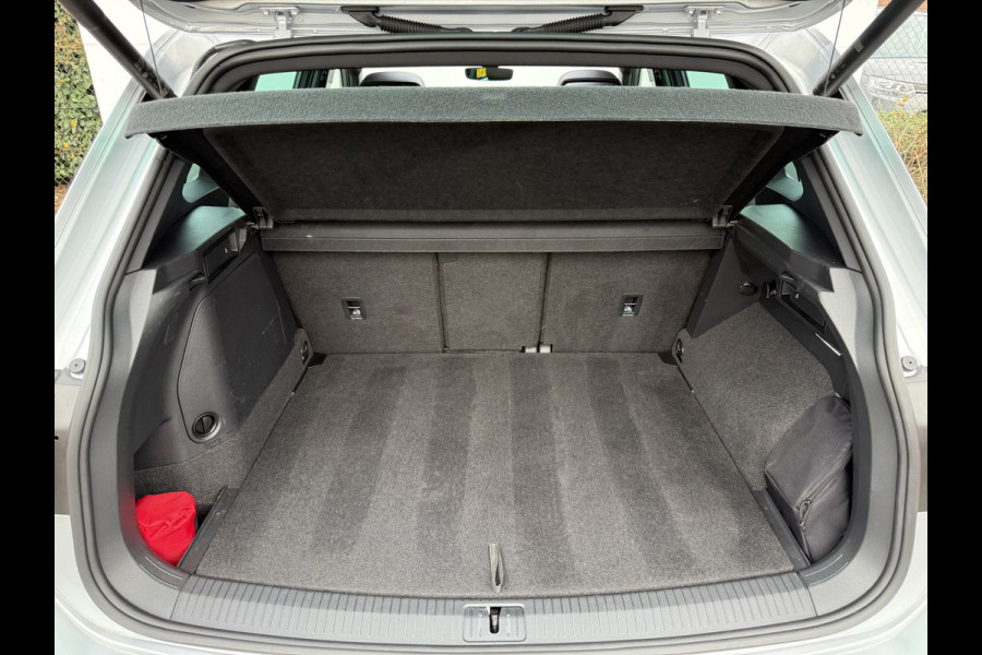 Volkswagen Tiguan 1.4 TSI eHybrid R-Line Bns | Pano | ACC | Matrix LED | Winter Pack | Camera