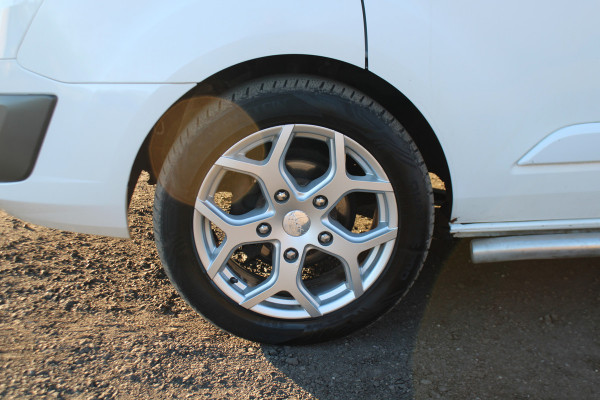 Ford Transit Custom 310 2.0 TDCI L2H1 Limited DC |Leder|Stoelverwarming|