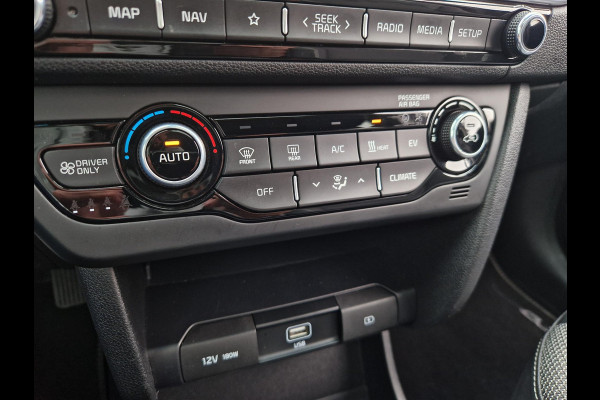 Kia e-Niro DynamicPlusLine 64 kWh | Open dak | Stoelverwarming | Key-Less | LED |