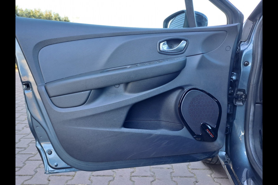 Renault Clio Estate 0.9 TCe Limited | Airco | Cruise | Navi | Trekhaak | LMV |