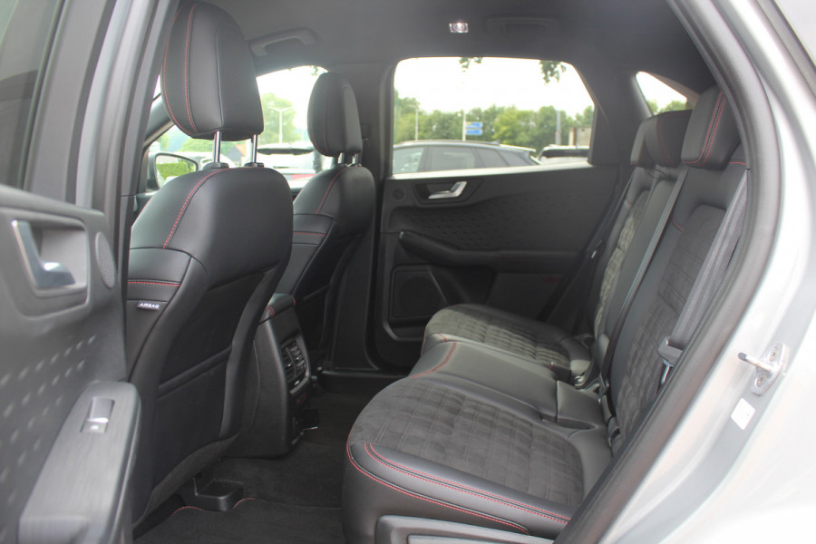 Ford Kuga 2.5 PHEV ST-Line X 62.758 km! / Head-up / Keyless / B&O / Leder&Alcantara / 18'' / Navigatie / Parkeerhulp V+A / Stoel+Stuurverwarming / DAB / Cruise Control