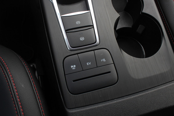 Ford Kuga 2.5 PHEV ST-Line X 62.758 km! / Head-up / Keyless / B&O / Leder&Alcantara / 18'' / Navigatie / Parkeerhulp V+A / Stoel+Stuurverwarming / DAB / Cruise Control