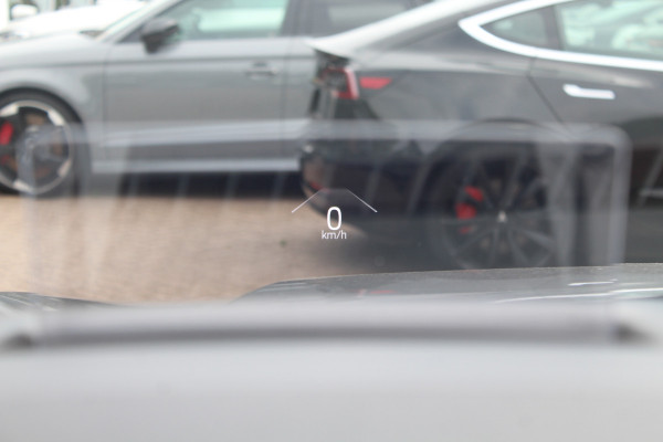 Ford Kuga 2.5 PHEV ST-Line X 62.758 km! / Head-up / Keyless / B&O / Leder&Alcantara / 18'' / Navigatie / Parkeerhulp V+A / Stoel+Stuurverwarming / DAB / Cruise Control