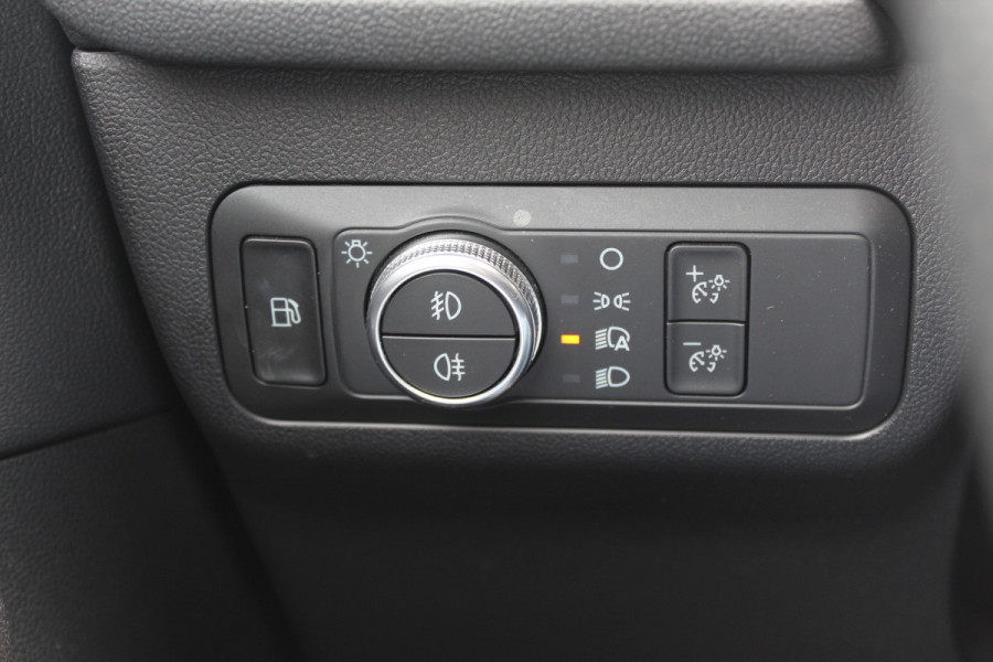 Ford Kuga 2.5 PHEV ST-Line X 62.758 km! / Head-up / Keyless / B&O / Leder&Alcantara / 18'' / Navigatie / Parkeerhulp V+A / Stoel+Stuurverwarming / DAB / Cruise Control