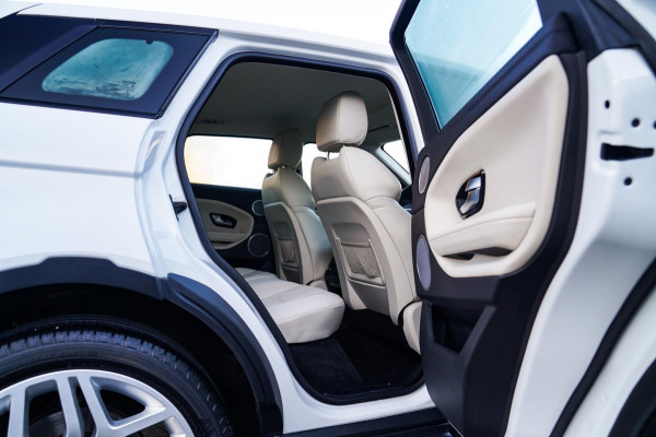 Land Rover Range Rover Evoque 2.0 Si4 HSE Dynamic | Facelift | Stoelverwarming | Memory | Luxe Leder | Meridian Sound System