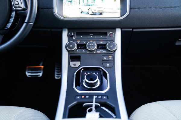 Land Rover Range Rover Evoque 2.0 Si4 HSE Dynamic | Facelift | Stoelverwarming | Memory | Luxe Leder | Meridian Sound System
