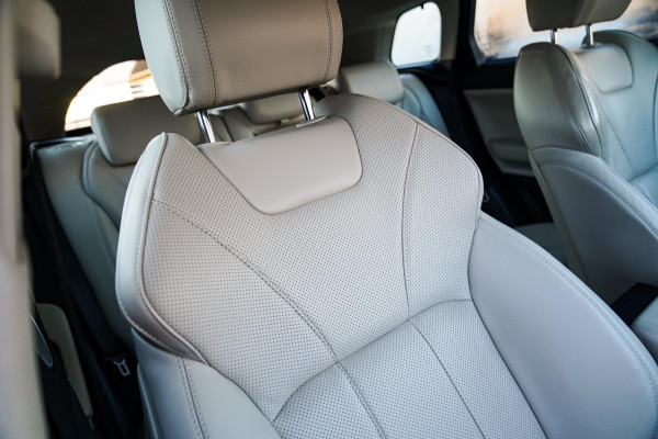 Land Rover Range Rover Evoque 2.0 Si4 HSE Dynamic | Facelift | Stoelverwarming | Memory | Luxe Leder | Meridian Sound System