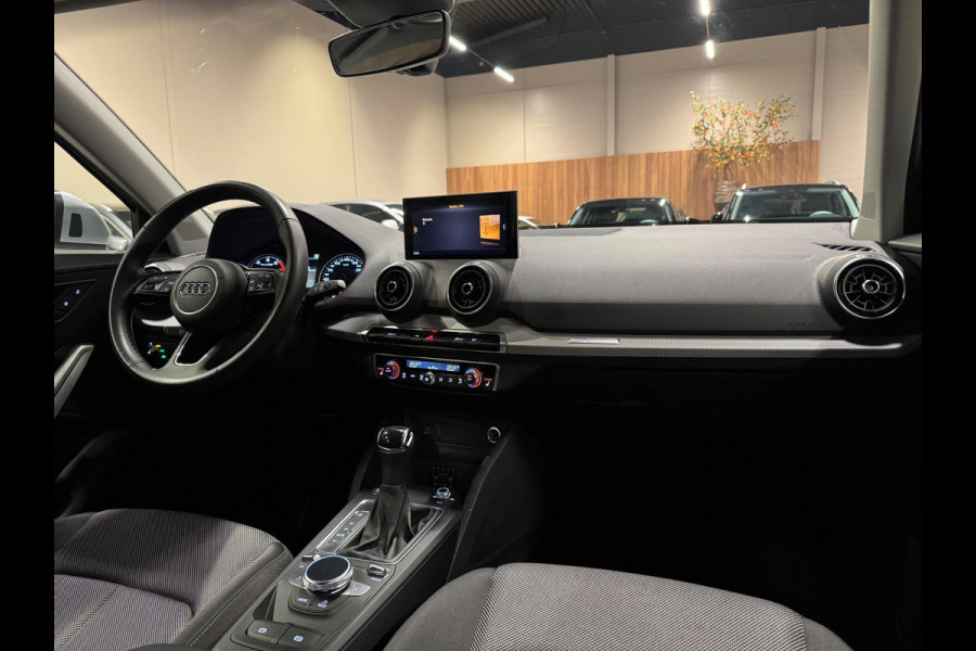 Audi Q2 35 TFSI 150PK S-Tronic, Apple Carplay, Cruise, Clima, Multistuur, PDC, Android Auto, Bluetooth/Tel, Volledig Onderhouden