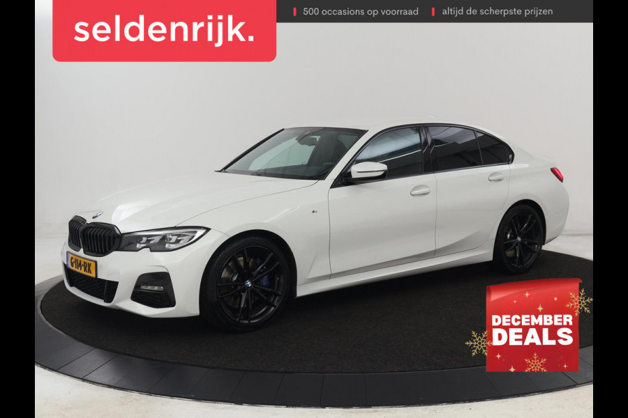 BMW 3-serie 320i M Sport | Head-Up | Stoelverwarming | Leder/Alcantara | Carplay | Live Cockpit | Keyless | Sportstoelen | Climate control