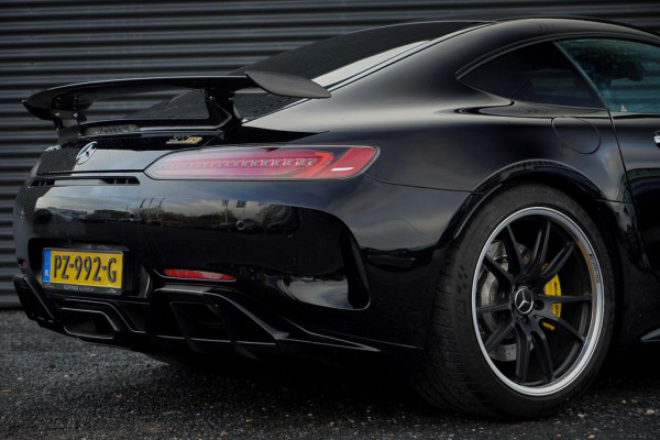 Mercedes-Benz AMG GT 4.0 R
