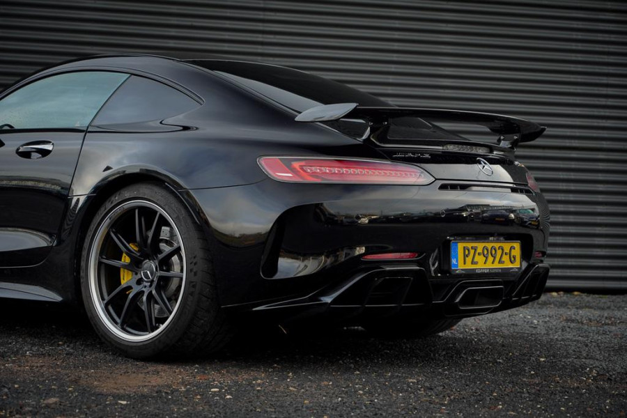 Mercedes-Benz AMG GT 4.0 R