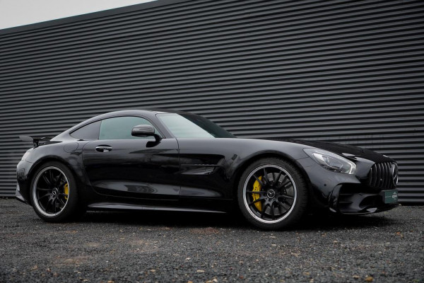 Mercedes-Benz AMG GT 4.0 R