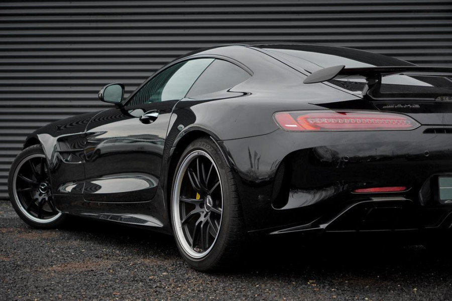 Mercedes-Benz AMG GT 4.0 R