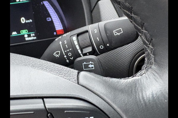Hyundai Kona EV Comfort 39 kWh | Adaptive cruise control | Scherm met Apple Carplay/Android auto | Achteruitrijcamera