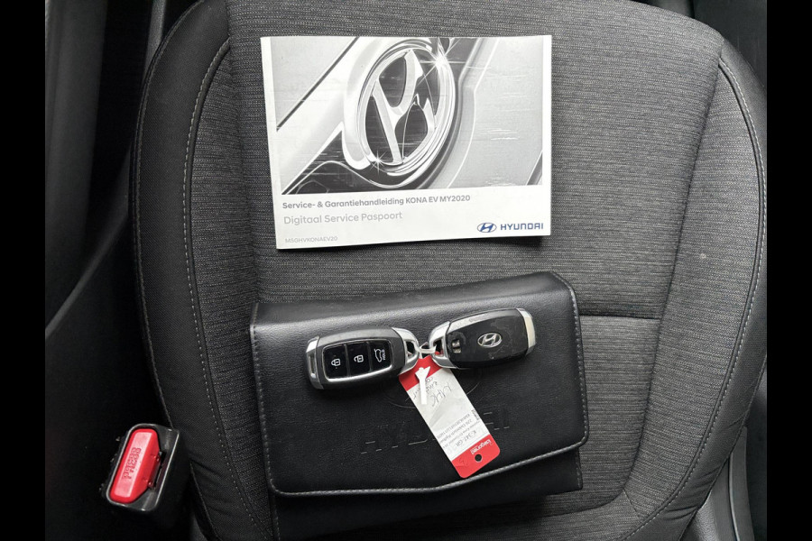 Hyundai Kona EV Comfort 39 kWh | Adaptive cruise control | Scherm met Apple Carplay/Android auto | Achteruitrijcamera