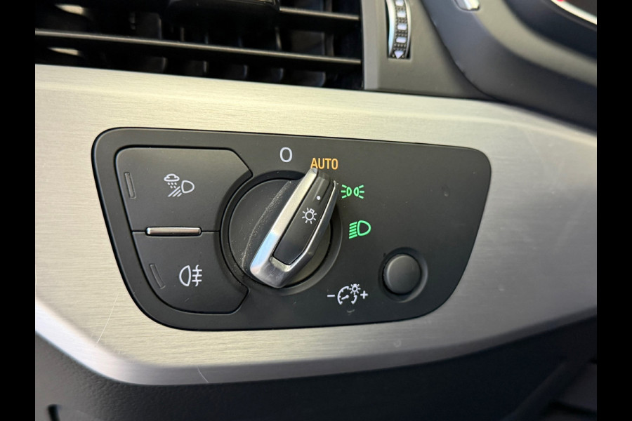 Audi A5 SPORTBACK 45 TFSI quattro Launch edition Sport AUT PANORAMADAK CAMERA APPLE CARPLAY TREKHAAK CRUISE PDC STOELVERWARMING