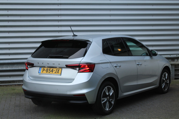 Škoda Fabia 1.0 TSI 111pk Ambition DSG7 NL-Auto NAP Airco Cruise Carplay 16"LMV