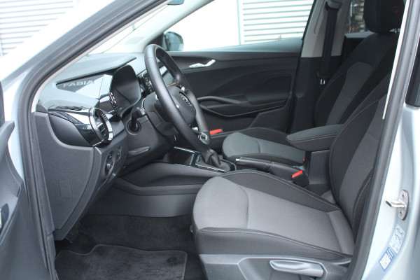 Škoda Fabia 1.0 TSI 111pk Ambition DSG7 NL-Auto NAP Airco Cruise Carplay 16"LMV