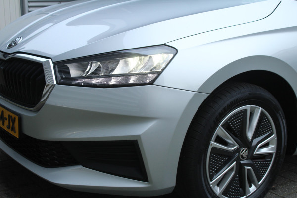 Škoda Fabia 1.0 TSI 111pk Ambition DSG7 NL-Auto NAP Airco Cruise Carplay 16"LMV