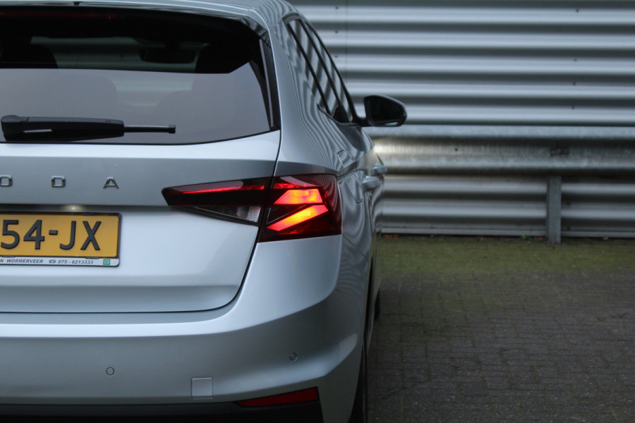 Škoda Fabia 1.0 TSI 111pk Ambition DSG7 NL-Auto NAP Airco Cruise Carplay 16"LMV