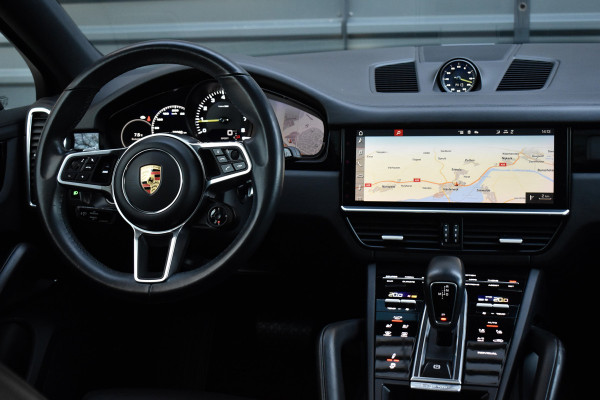 Porsche Cayenne Coupé 3.0 E-Hybrid 462pk SportDesign | Pano | Massage | 360 Camera | Stoelventilatie | Luchtvering | Bose | Orig. NL |