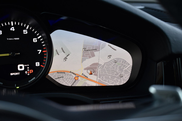 Porsche Cayenne Coupé 3.0 E-Hybrid 462pk SportDesign | Pano | Massage | 360 Camera | Stoelventilatie | Luchtvering | Bose | Orig. NL |