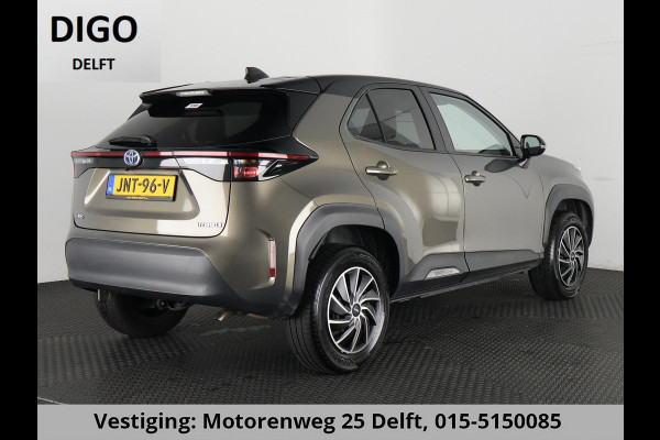Toyota Yaris Cross 1.5 HYBRID BI-TONE PACK GARANTIE 11-2033 BIJNA 2024.CLIMA.CRUISE ADAPTIEF. PARKEER CAMERA.