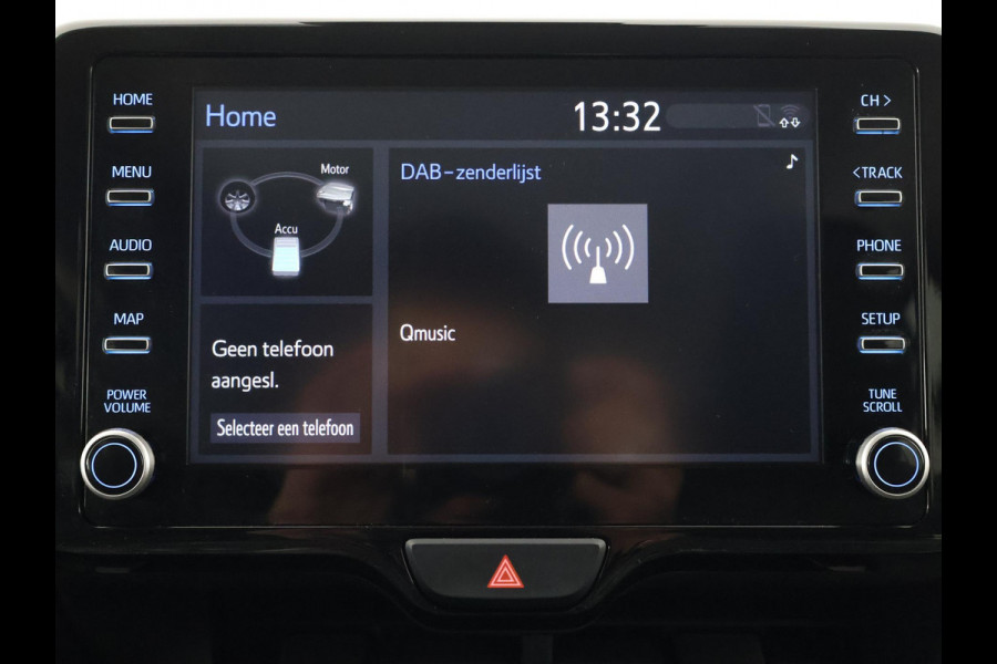 Toyota Yaris Cross 1.5 HYBRID BI-TONE PACK GARANTIE 11-2033 BIJNA 2024.CLIMA.CRUISE ADAPTIEF. PARKEER CAMERA.