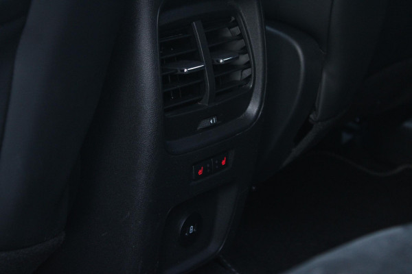 Ford Kuga 2.5 FHEV Active X 190pk | Driver Assistance Pack | Technology Pack | Winterpack | Panoramadak | All Weather Banden | Geen stekker nodig