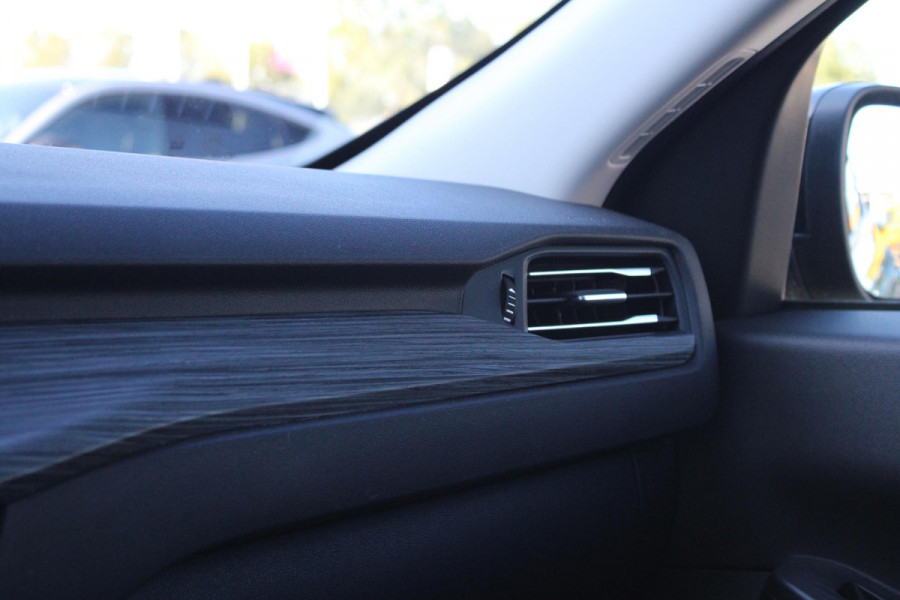 Ford Kuga 2.5 FHEV Active X 190pk | Driver Assistance Pack | Technology Pack | Winterpack | Panoramadak | All Weather Banden | Geen stekker nodig