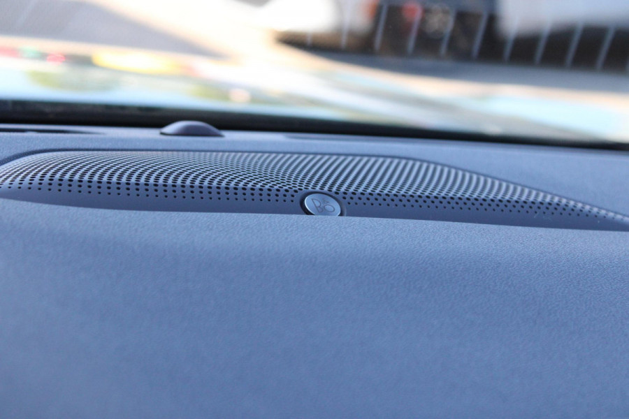 Ford Kuga 2.5 FHEV Active X 190pk | Driver Assistance Pack | Technology Pack | Winterpack | Panoramadak | All Weather Banden | Geen stekker nodig