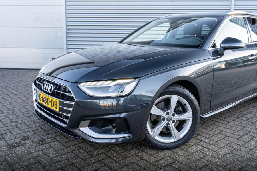 Audi A4 Avant 35 TFSI Business Edition 150PK Navi Sportstoelen Trekhaak