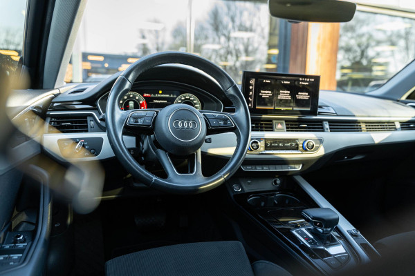 Audi A4 Avant 35 TFSI Business Edition 150PK Navi Sportstoelen Trekhaak