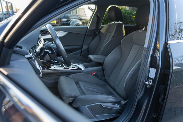 Audi A4 Avant 35 TFSI Business Edition 150PK Navi Sportstoelen Trekhaak